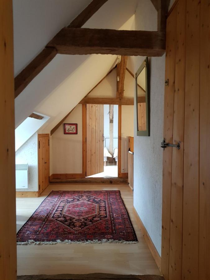 Chateau De Salvert - 4 Gites - 32 Personnes Neuillé エクステリア 写真